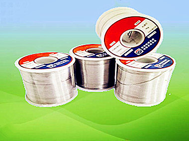 63錫絲的圖片--巨一焊錫，焊錫63錫絲的外觀特征，以便您有一個(gè)大致的視覺63錫絲通常會(huì)被卷成盤狀，放在塑料或紙質(zhì)包裝內(nèi)，便于存儲(chǔ)和使用。