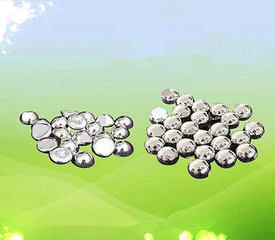 巨一焊材通過質量檢測和設備維護兩個關鍵環節來保證焊錫球產品成分比例的精確度，以下是具體的實施措施：